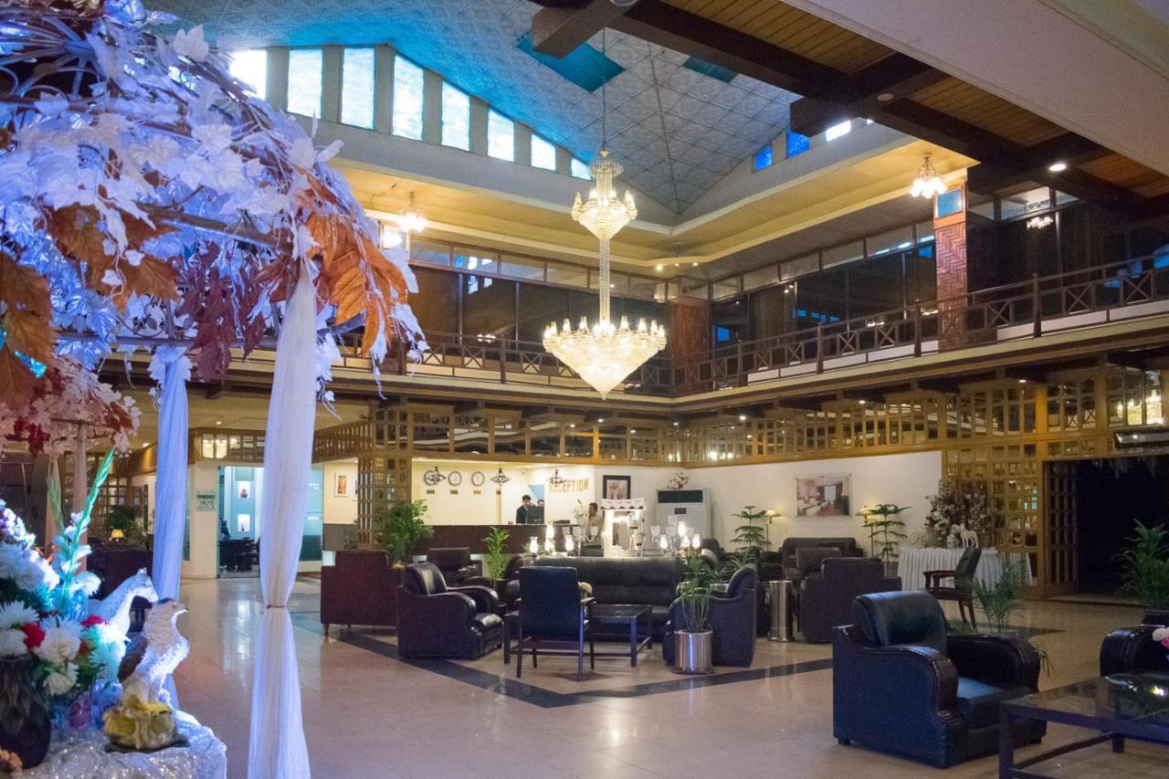 Hotel Royal Palace Равалпинди Экстерьер фото